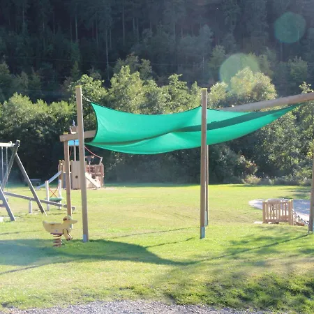 Cosy, Fully Furnished And Modern Flat At The Edge Of The Forest דירה ווינטרברג